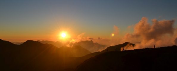 Pôr do sol na Pedra do Sino - RJ