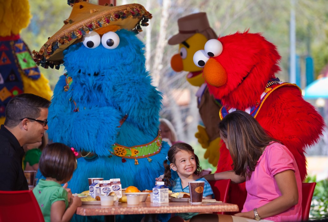 Dine with Elmo-Cookie and Elmo