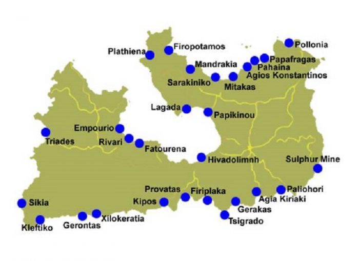 Mapa com as principais praias da ilha. Fonte: http://www.milos-island.info/en/paralies02.htm
